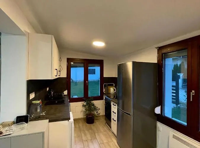 מלון Ezerjo Vendeghaz Almadi Panoramas Hegyoldalaban